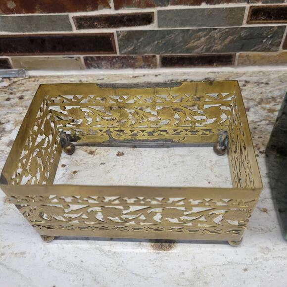 Vintage Mid Century Vase Green Ceramic Gold Metal Pierced Stand - Picture 6 of 6